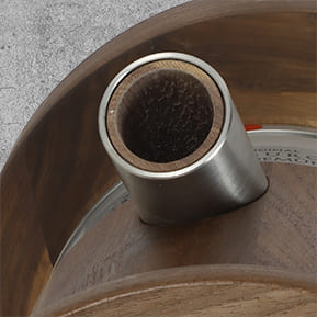 Mehlauswurfrohr aus Edelstahl innen mit Holz verkleidet