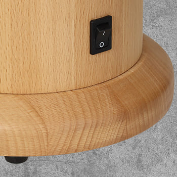 Der einfache Kippschalter so schlicht im Design wie die ganze Getreidemühle 