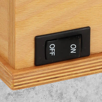 Der Kippschalter so robust und haltbar wie die ganze Getreidemühle