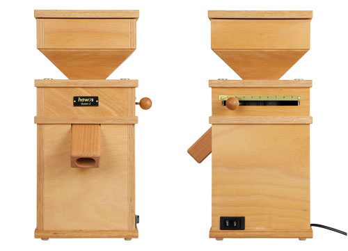 Elektrische Getreidemühle Queen 2 von hawos frontal und seitlich